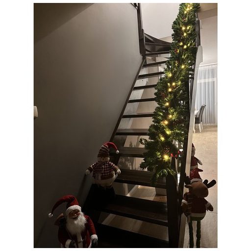 Karácsonyi girland 2,7 m LED fényekkel Ruhhy 22322