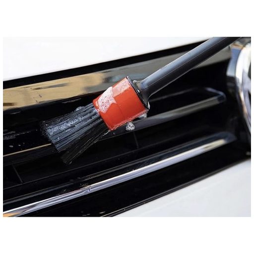 Autóápoló ecsetek + Xtrobb 21449 kendő